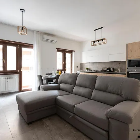 Gfc Eternal - 5min To Tiburtina Station Metrob, 2 Bathrooms, Terrace, A-c Rome