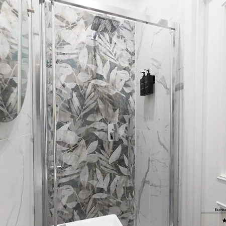 Gfc Eternal - 5min To Tiburtina Station Metrob, 2 Bathrooms, Terrace, A-c